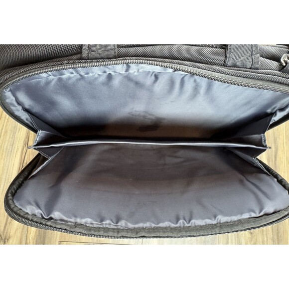 CODI LAPTOP COMPUTER BAG CARRY-ON BRIEFCASE PADDED 17" BLACK - GREAT CONDITION!! - Picture 5 of 8